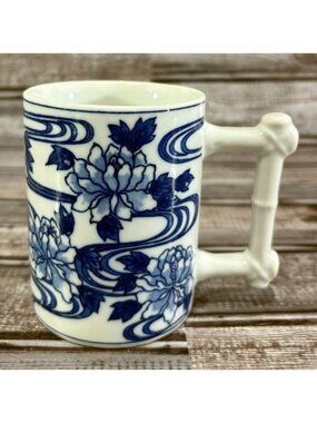Vandor Nancy Getz Oriental Flowers Mug color Blue & White